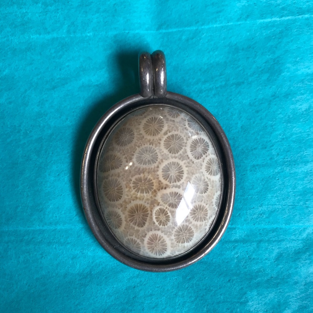 🏝 Coral Fossil Pendant by Sol 🏝 - Picture 2 of 4